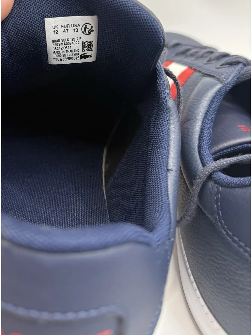 Lacoste Men’s Low Top Lace-Up Athletic Sneakers Navy Red/White Stripe sz 13